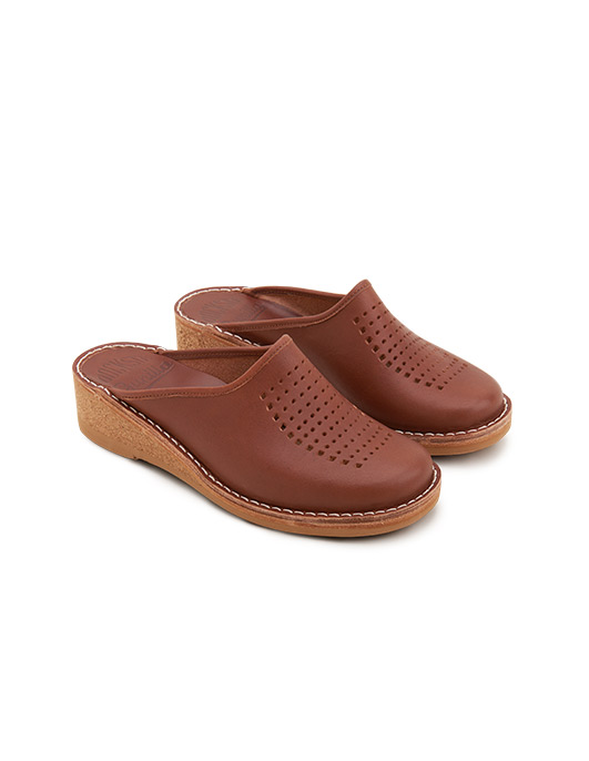 Brown Slippers Gunilla Vegetable Tanned Leather Perforated