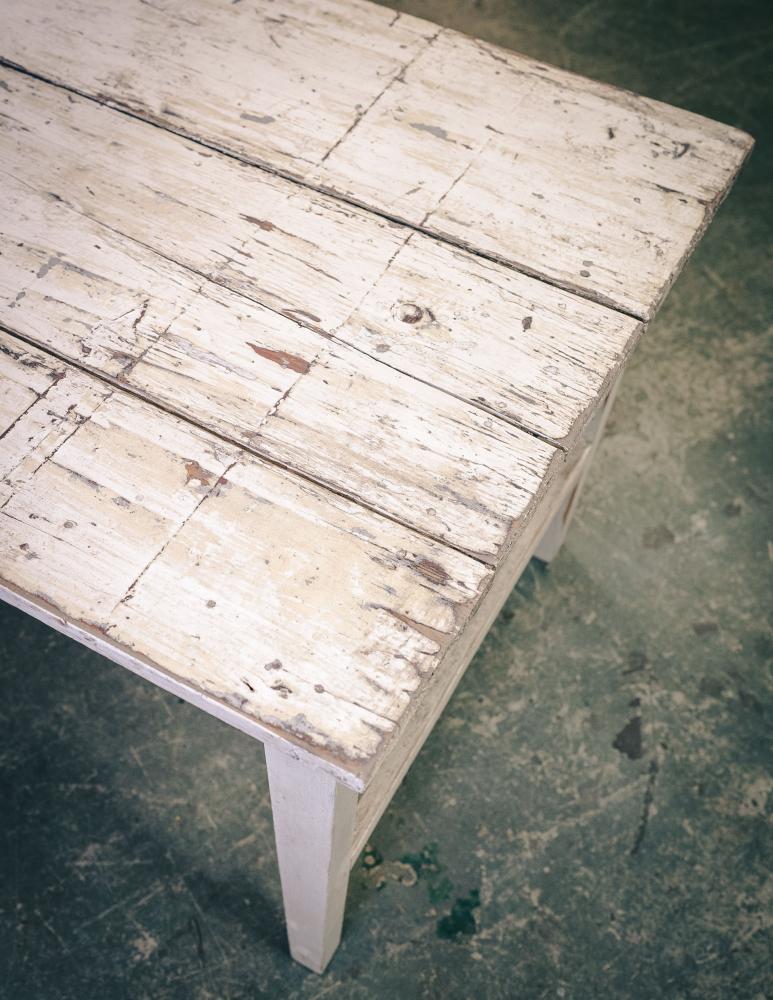 Remake table made of recycled material