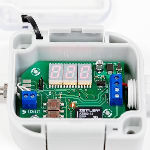 Temperaturbrytare med ytgivare och display