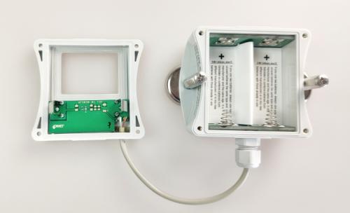 Hållare för 3.6 V litiumbatteri med magneter