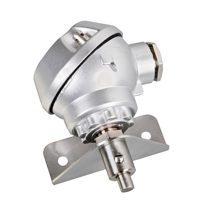 Utegivare med metallhuvud