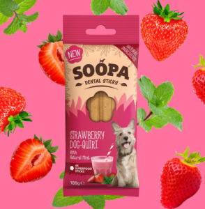 Soopa Healthy sticks är spannmålsfria, allergivänliga och tillverkade av naturliga ingredienser av humankvalitet. De hjälper till att hålla din hunds tänder rena och förbättrar andedräkten.