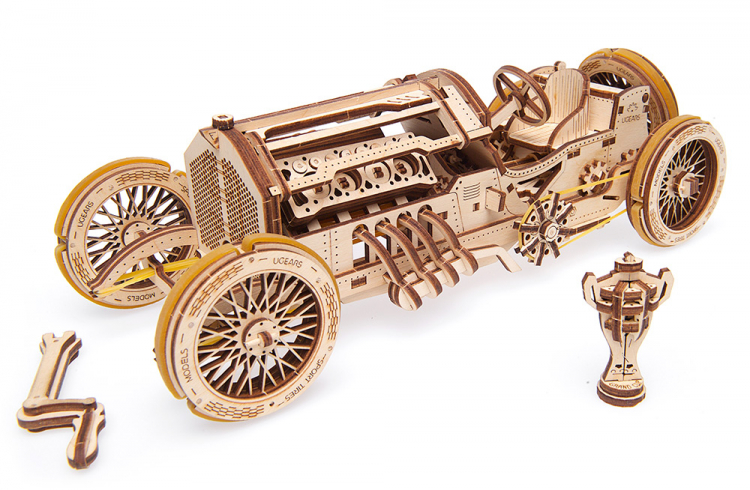 Ugears U-9 Grand Prix Car Träbyggsats