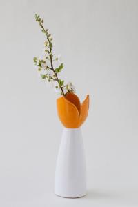 Sandvik Tulpanljusstake mellan 19cm, vit/orange