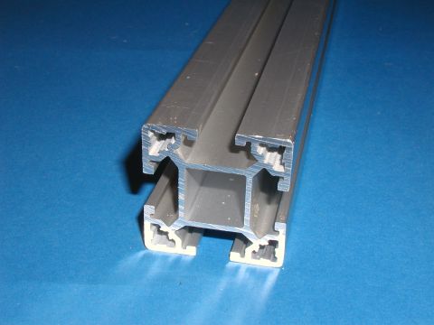 Profil 45 x 45. Lätt. T-spår 11