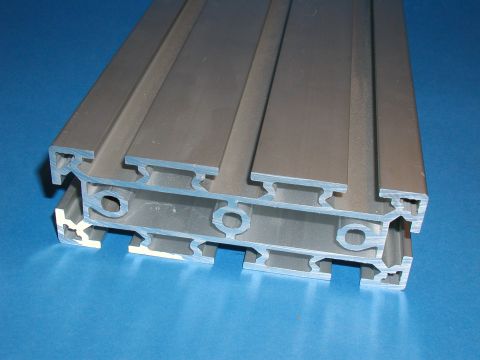 Profil 44 x 132. Tung. T-spår 11