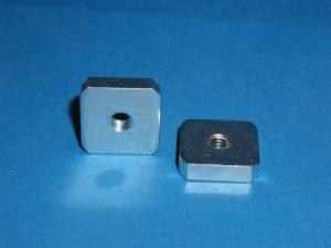 Fyrkantsmutter M6, T-spår 11