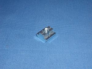 Fyrkantsmutter M10, T-spår 11