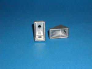 Vinkelfäste 22x24x33. M6. T-spår 11.