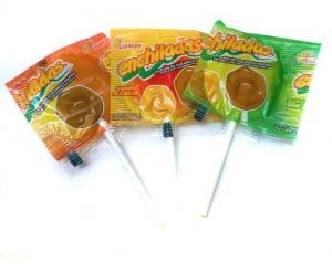 Lollipop with chili and pineapple, tamarindo or mango flavors
