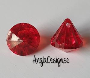 Prisma liten "Änglakropp" röd i acryl 1st