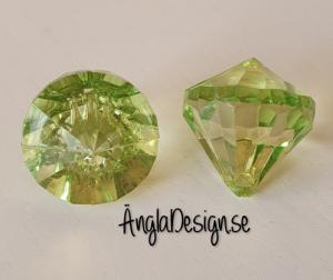 Prisma mellan "Änglakropp" grön i acryl 1st