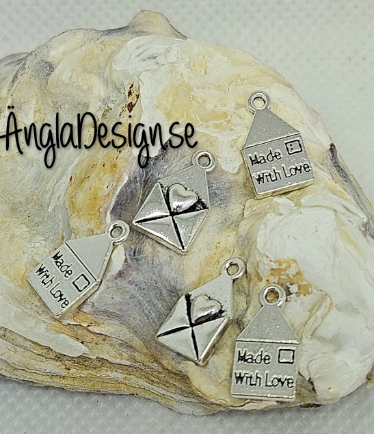 Berlock litet brev med hjärta dubbelsidig, antiksilver, 5-pack