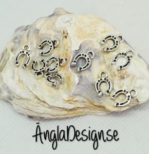 Berlock liten hästsko, antiksilver, 10-pack