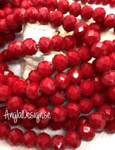 Glasrondell, facetterad 8x6mm röd opak, 1 sträng