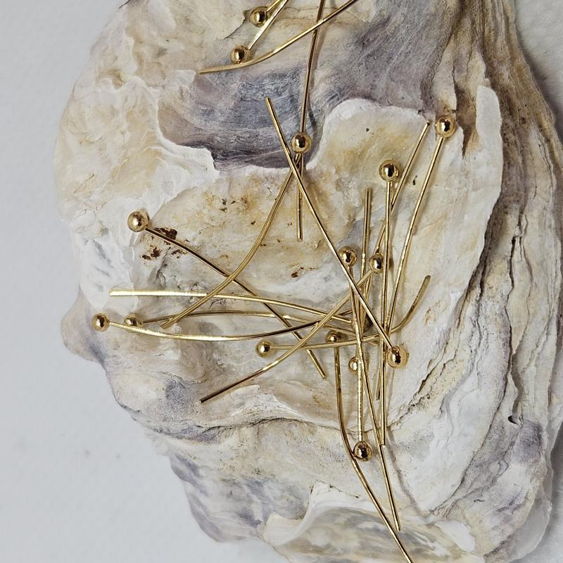 Hattpinnar med kula antikguld 2,5cm, 30-pack