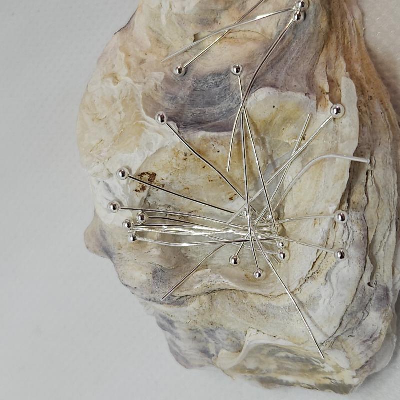 Hattpinnar med kula ljust silver 2,5cm, 30-pack