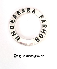 Budskapsring "Underbara farmor" antiksilver, 1st