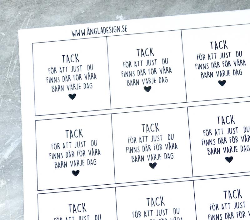Tack Röd Text Textark tack för att just du finns där för våra barn 25mm