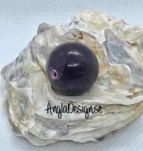 Jade rund 18mm mörk mörklila , 1st