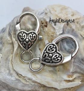 Karbinlås 25mm med hjärtan antiksilver, 1-pack