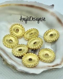 Mellandel stor daisy 12mm guldfärg, 10-pack