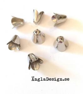 Pärlhatt 4-bladig blomklocka 11mm, antiksiver, 10-pack