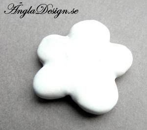 Porslinspärla blomma 38mm, vit, 1st