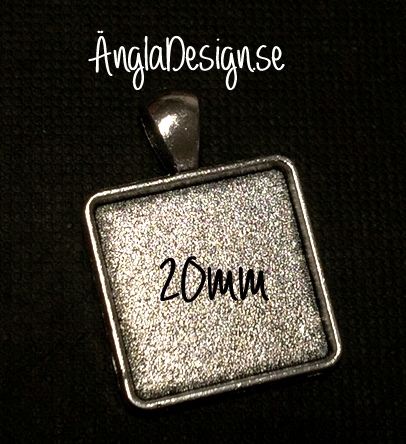 Berlock ram slät fyrkantig, 20mm antiksilver, 1st