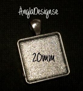 Berlock ram slät fyrkantig, 20mm antiksilver, 1st