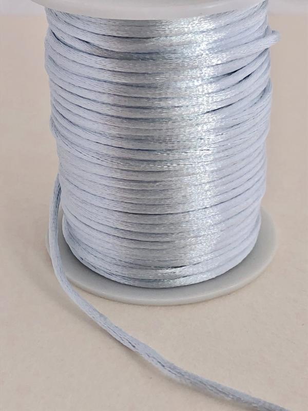 Satintråd/rattail pastell grå 2mm 1meter