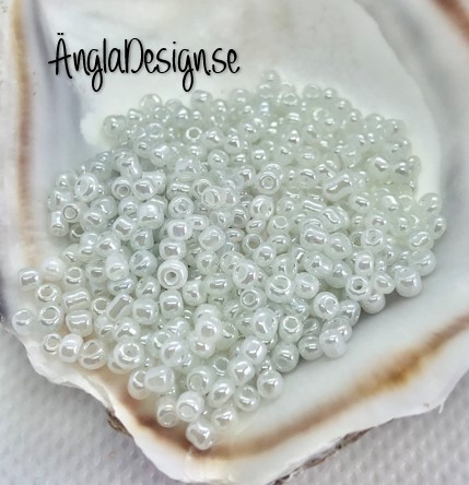 Seed beads pastellvit 2mm, 20 gram