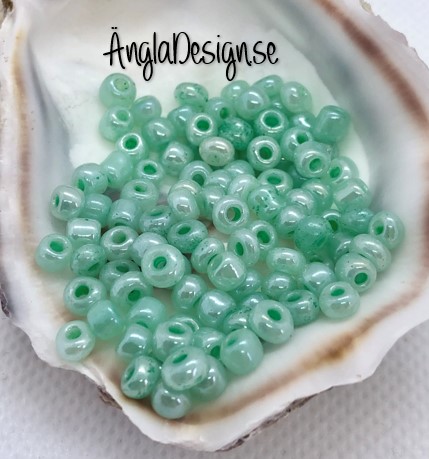Seed beads pastell turkos 4mm, 20 gram