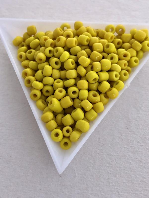 Seed beads opak gula 4mm, 25 gram