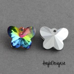 Färgrik fjäril i facetterat glas med silver bakgrund 12x15mm, 1st