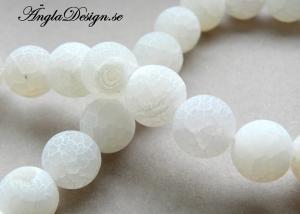 Agat frostad vit, 8mm, 1 sträng