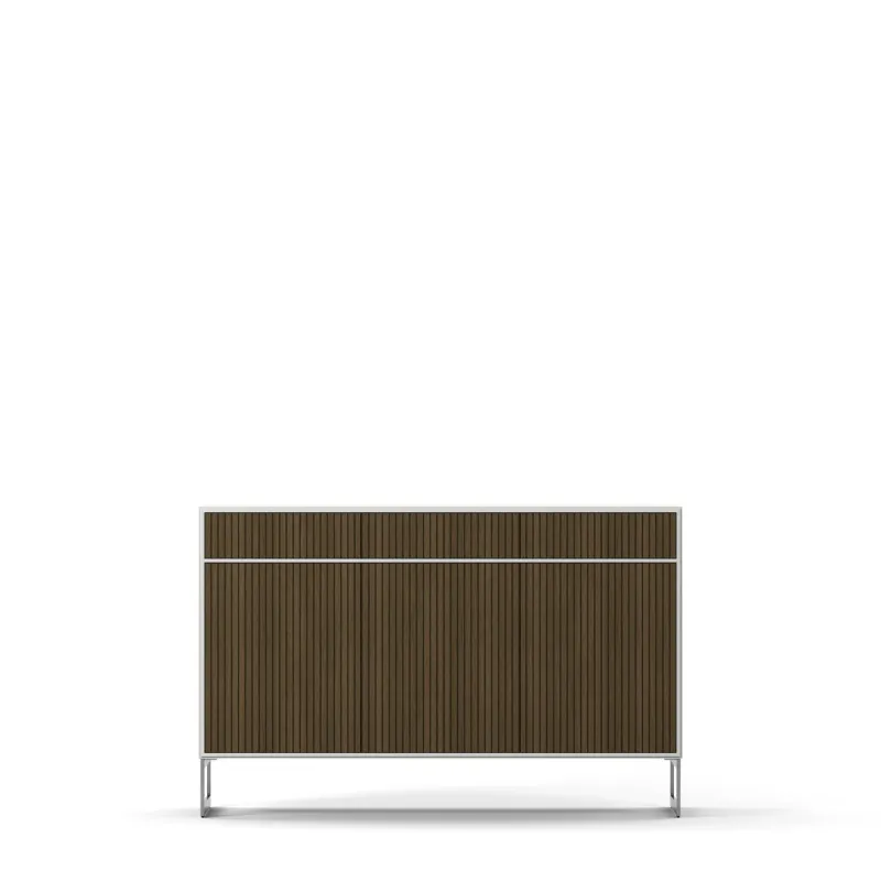 Englesson - Line Burned Walnut Skänk 3 Dörrar Hög – 135×86 cm