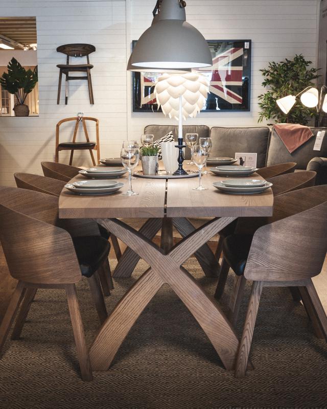 Kristensen - Elegant Matbord