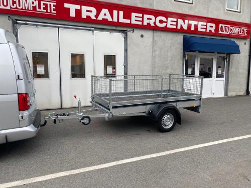 FOGELSTA L 650U med lövhäck 50cm