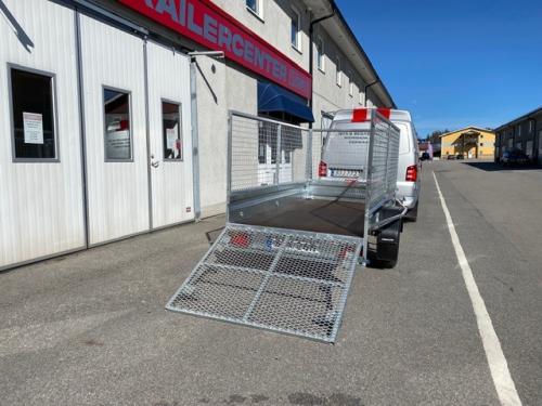 Fogelsta L 751 förstärkt med nätgrind och ramp