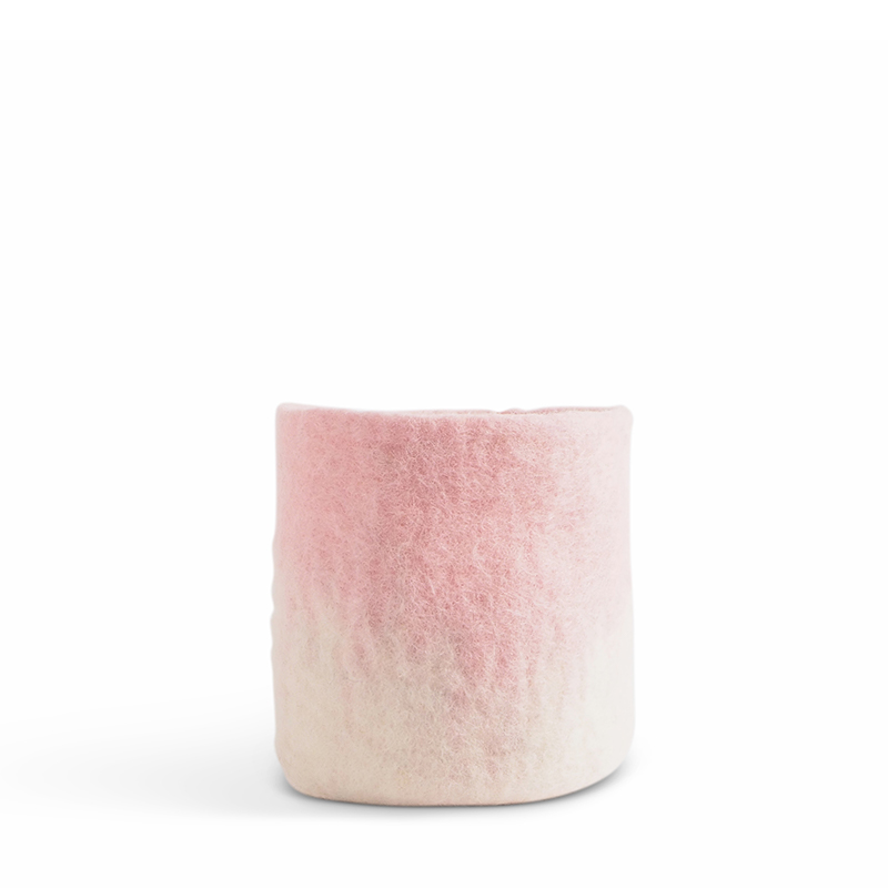Medium size flower pot in pink made of wool with ombre effect.
