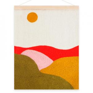 Posters in 100% wool with birch wood and a leather strap to hang up with. Motive of landscape fields.