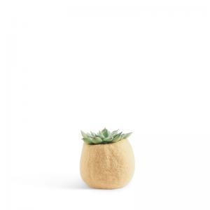 Small rounded flower pot in color sand, made of wool.