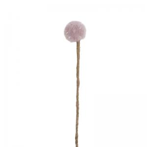 Snittblomma gjord av ull med lavendelfärgad fluffig boll i toppen.