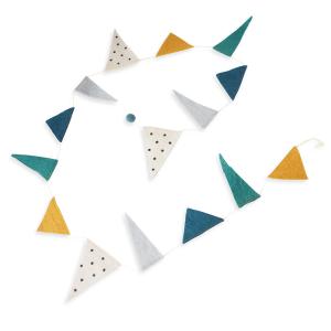 GARLAND, forest flag