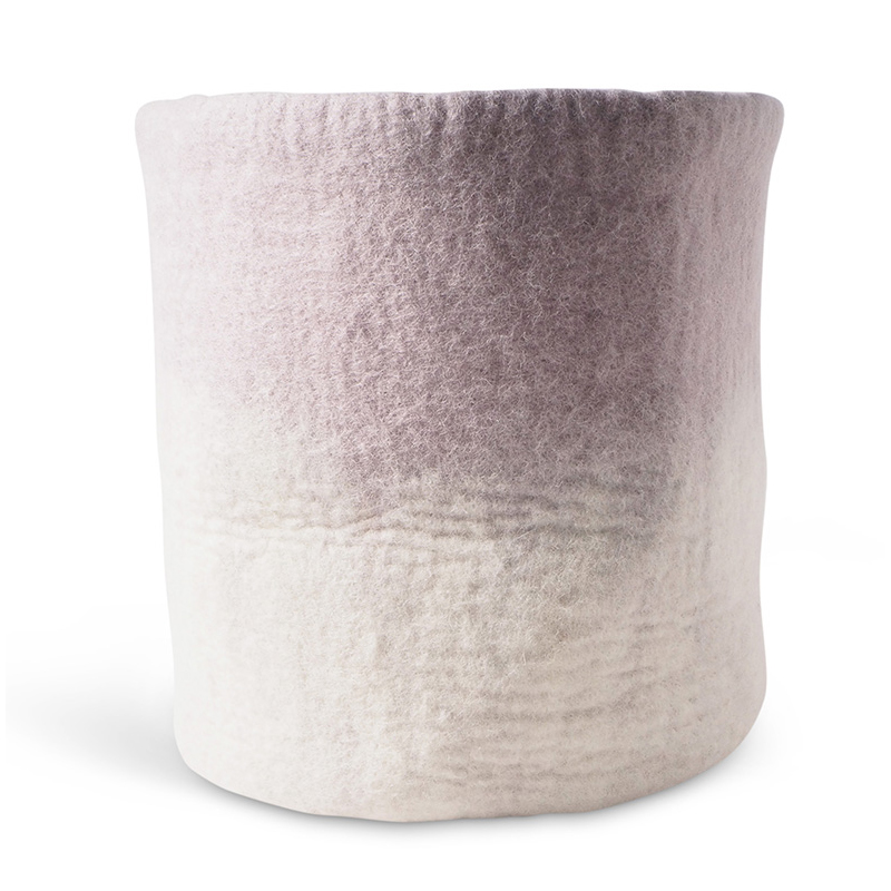 Flowerpot in wool with ombre effect in white and lavender
