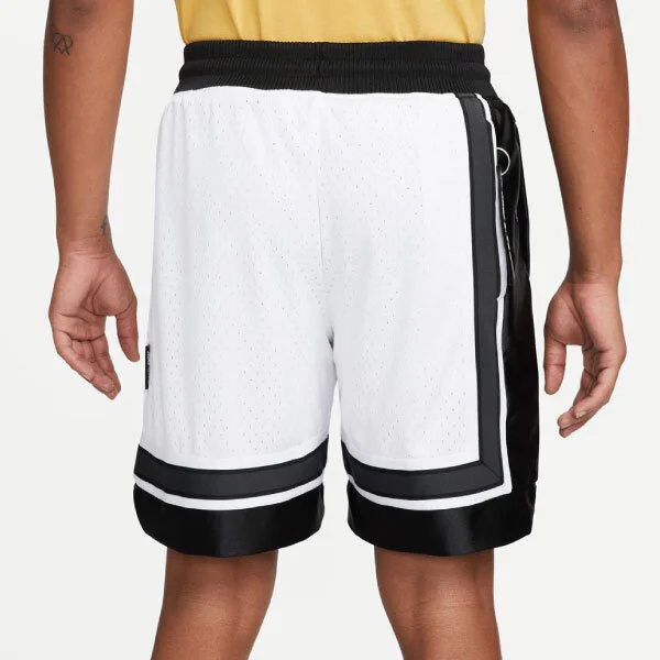 Nike Circa 8´ Shorts Vit/Svart