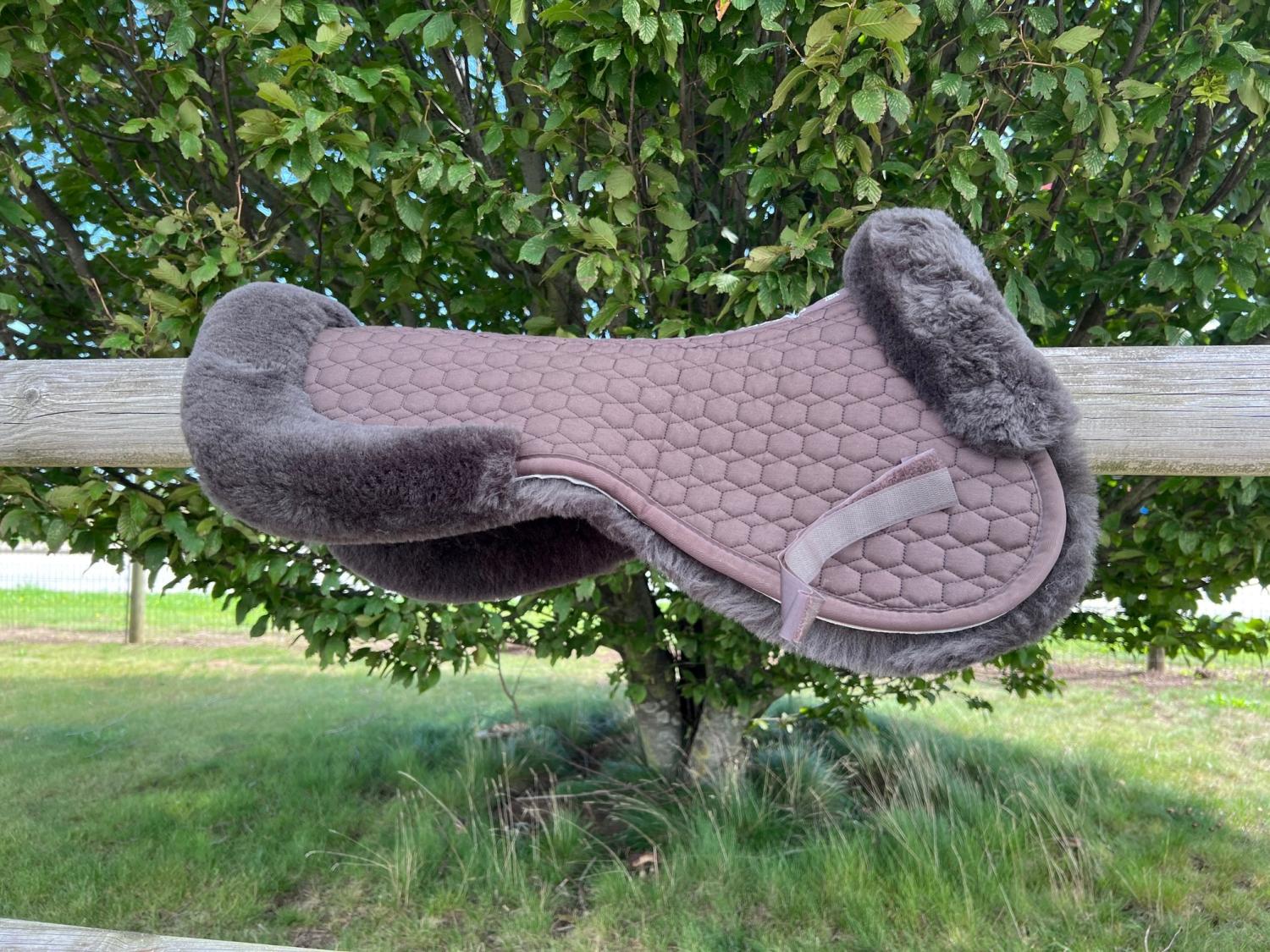 SADELPAD HOPP M BRUN