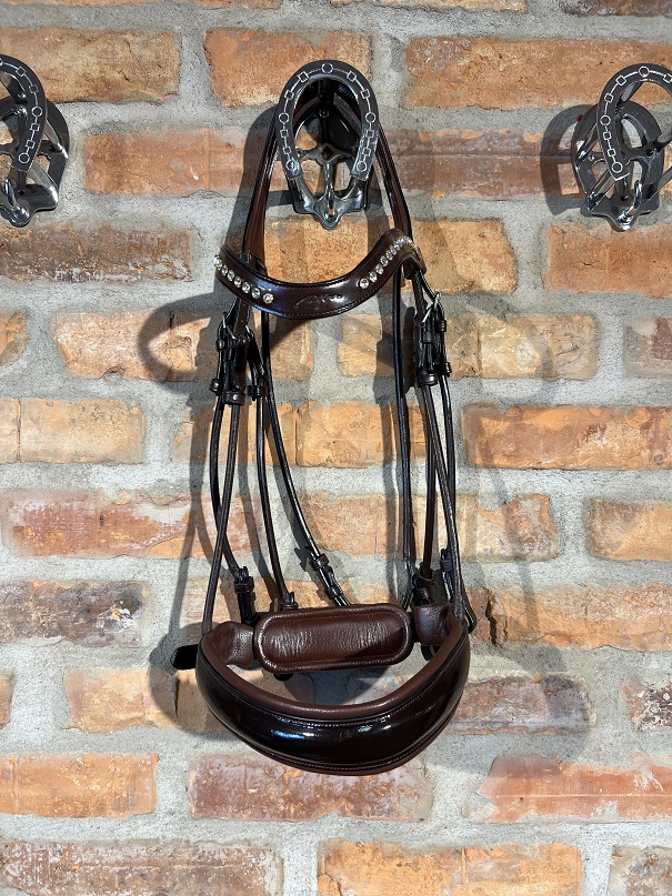 KANDAR RUNDSYTT BRUN LACK