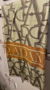 SCHAL LOGO LIGHT BROWN